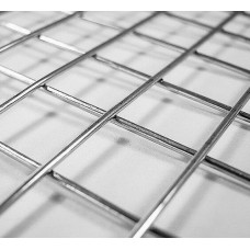Сетка сварная нержавеющая квадратная в рулонах 12Х18Н10Т 80х80х5 мм ТУ 1276-001-38279335-2012