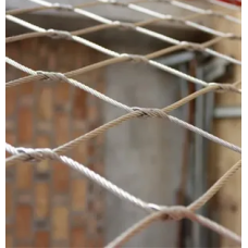 Сетка нержавеющая тросовая с параллельным узловым креплением и ромбической ячейкой Н2 7х7 AISI 304 20х35х1 мм